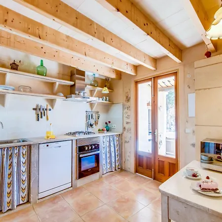 3-bedroom Charming In Mallorca *